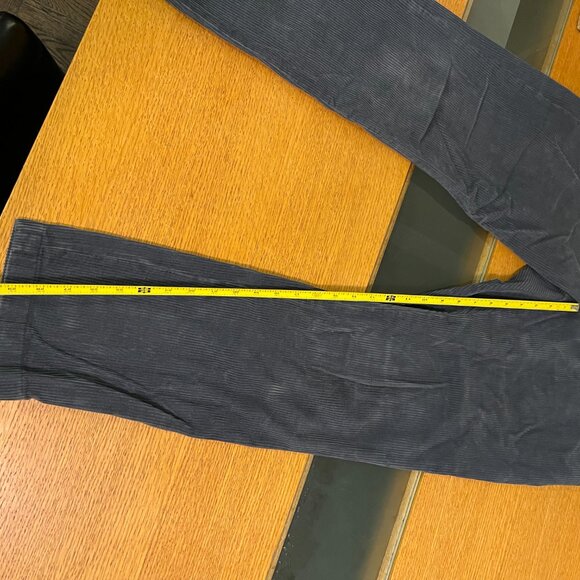 Vince Italian Corduroy Pants – Size M - Picture 3 of 6